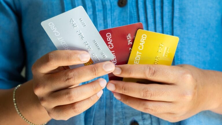 what is a credit card and how does it work